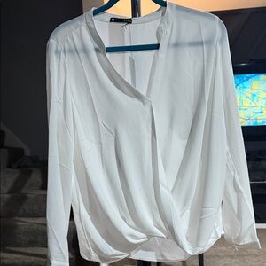 Krisa Elegant White Women's Blouse
